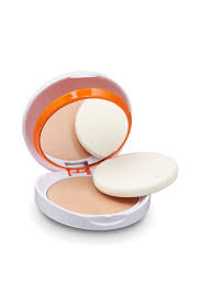 Compact Oil Free SPF 50 (Light)